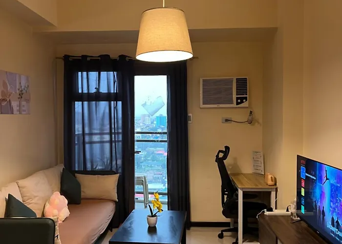 Apartment Bayfront In Pasay, With Balcony, Bay View, Near Moa, Okada, Picc, Airport, Wfh Ready Free Pool And Sauna Access