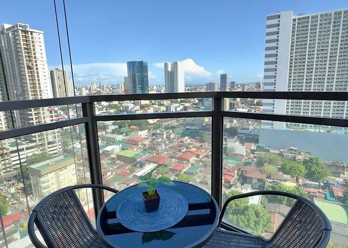 Bayfront In Pasay, With Balcony, Bay View, Near Moa, Okada, Picc, Airport, Wfh Ready Free Pool And Sauna Access Manila