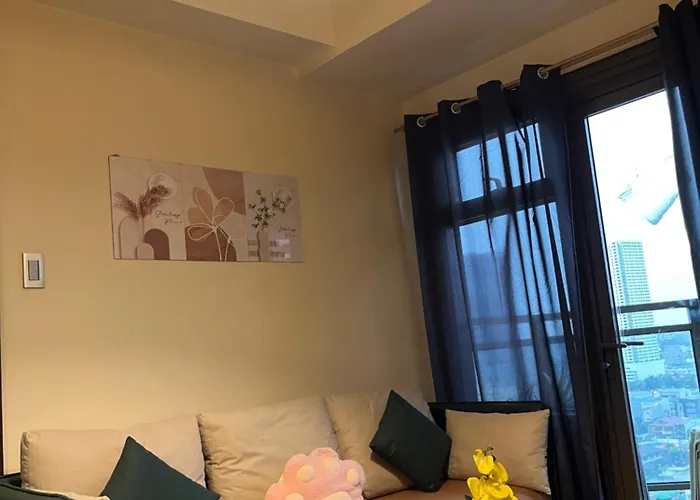 Bayfront In Pasay, With Balcony, Bay View, Near Moa, Okada, Picc, Airport, Wfh Ready Free Pool And Sauna Access * Manila