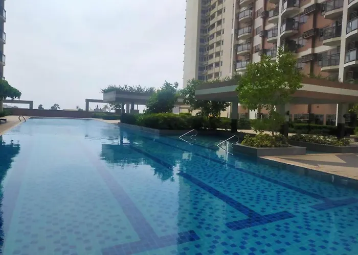 Apartment Bayfront In Pasay, With Balcony, Bay View, Near Moa, Okada, Picc, Airport, Wfh Ready Free Pool And Sauna Access *