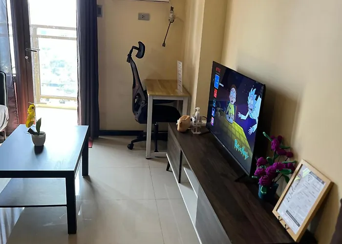 Bayfront In Pasay, With Balcony, Bay View, Near Moa, Okada, Picc, Airport, Wfh Ready Free Pool And Sauna Access Manila
