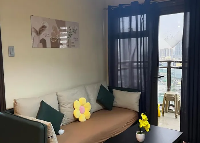 Bayfront In Pasay, With Balcony, Bay View, Near Moa, Okada, Picc, Airport, Wfh Ready Free Pool And Sauna Access *