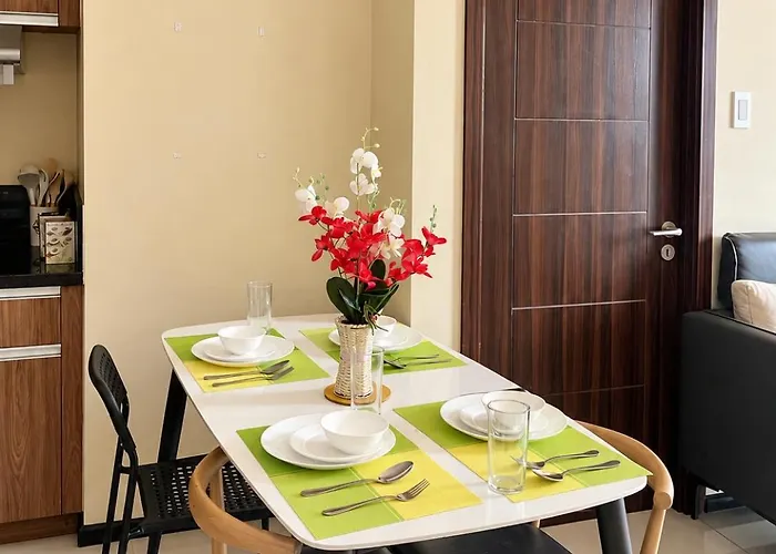 Apartment Bayfront In Pasay, With Balcony, Bay View, Near Moa, Okada, Picc, Airport, Wfh Ready Free Pool And Sauna Access *